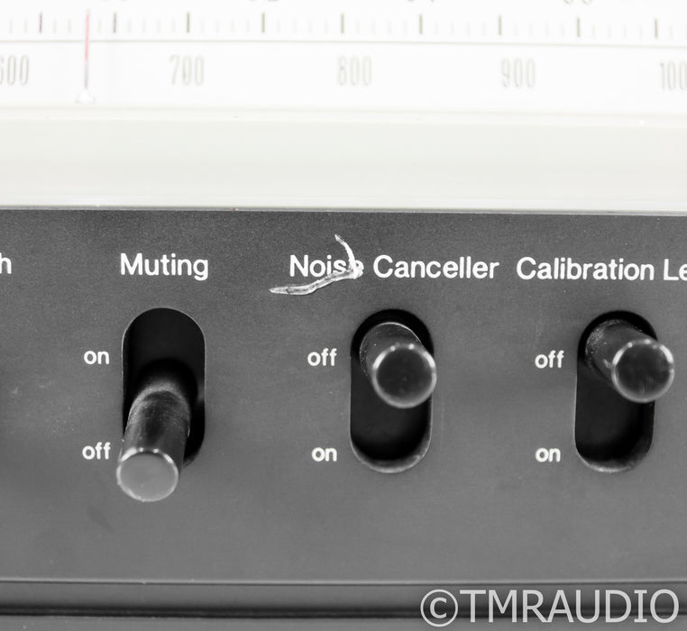 Sansui TU-717 Vintage AM / FM Tuner; TU717; Rack Mount / Handles