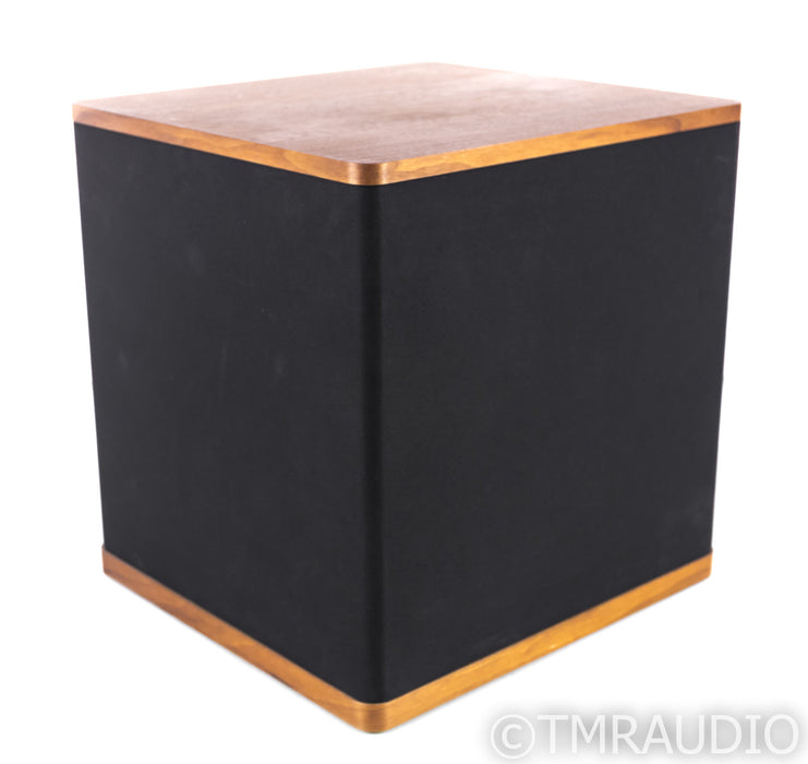 Vandersteen 2Wq Powered Subwoofer; WX-2 Crossover; Walnut Finish