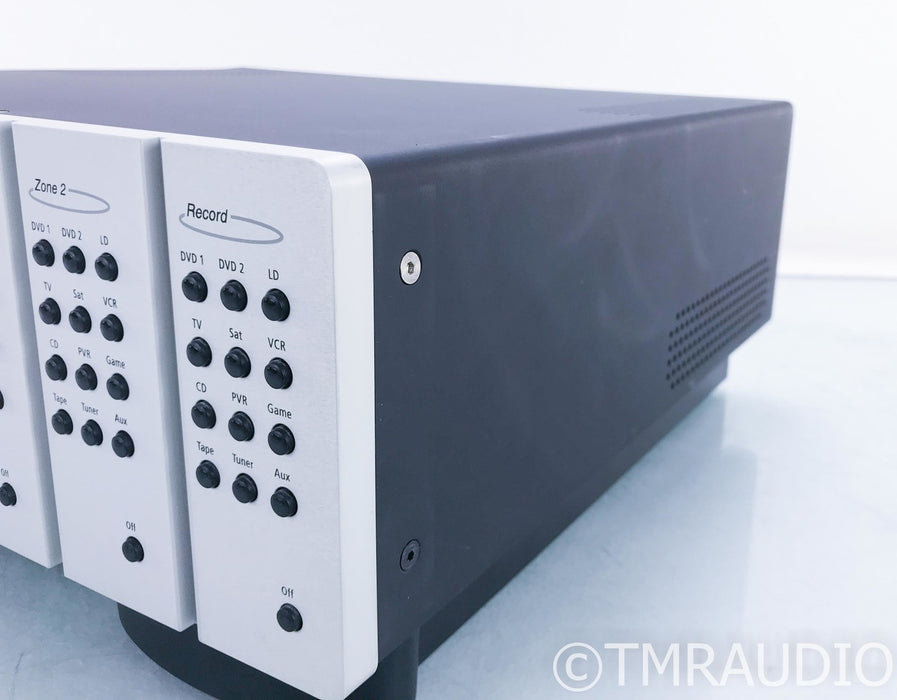 Lexicon MC-12HD 7.2 Channel Home Theater Processor; Preamplifier (No Remote)