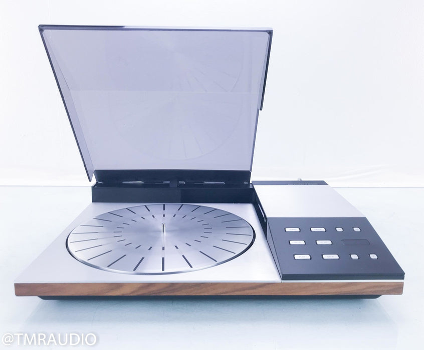 Bang & Olufsen Beogram 8002 Turntable