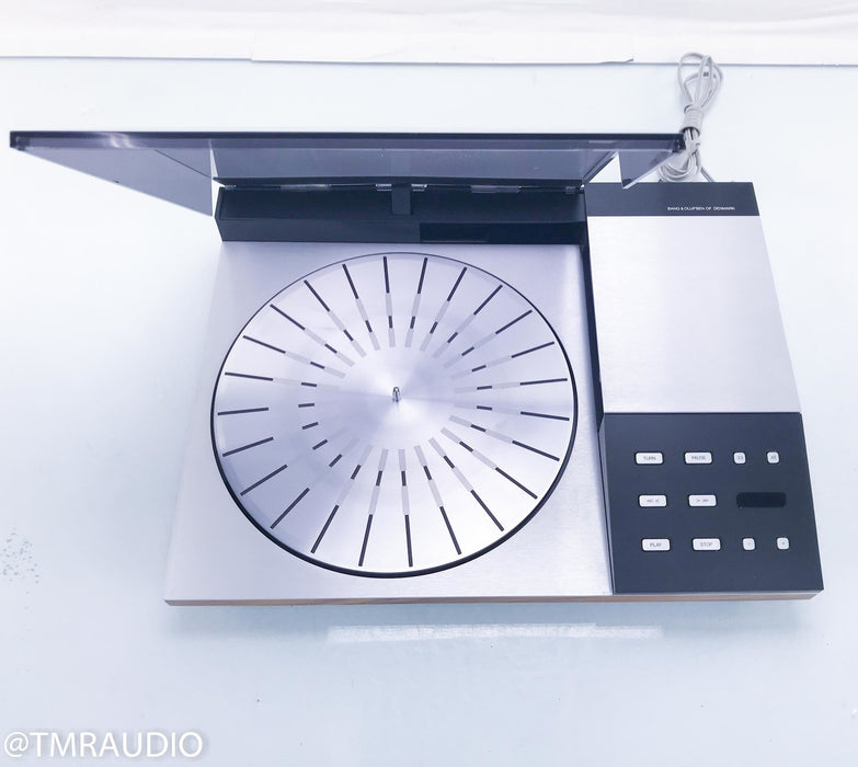 Bang & Olufsen Beogram 8002 Turntable