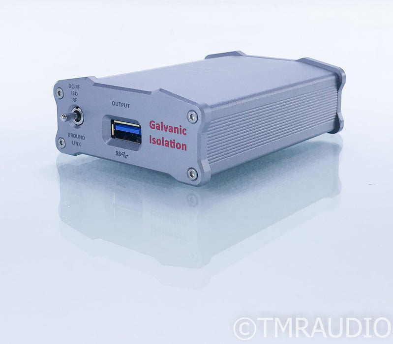 iFi Nano iGalvanic 3.0 USB Noise Isolator; Superspeed USB Signal Regenerator