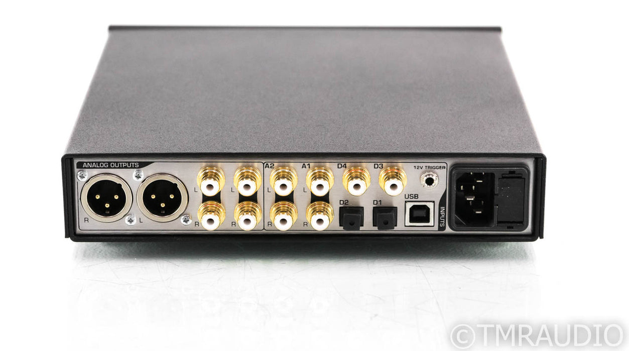 Benchmark DAC2 HGC DAC / Headphone Amplifier; D/A Converter; DAC-2