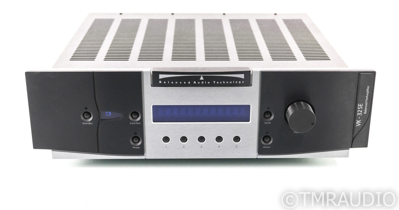 BAT VK-32 SE Stereo Tube Preamplifier; VK32SE; Low Tube Hours (No Remote)