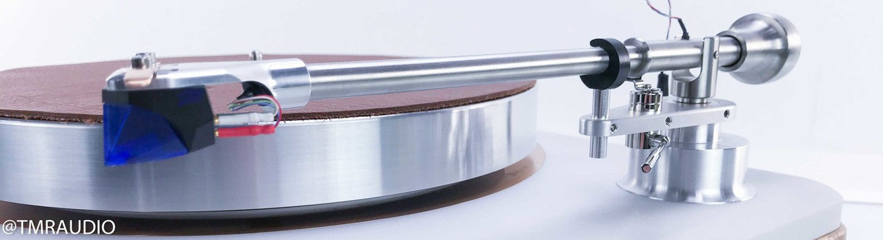 Shinola Runwell Turntable