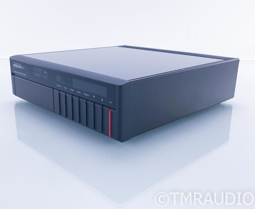 Meridian 561 5.1 Channel Home Theater Processor; Preamplifier; Remote