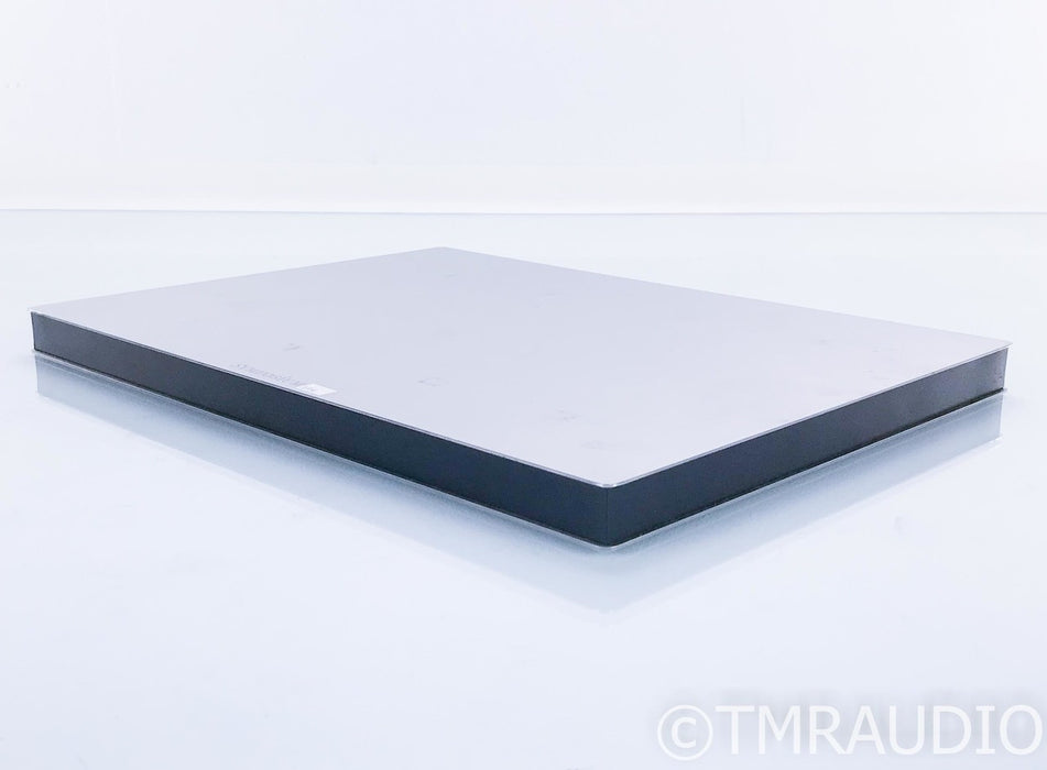 Symposium Svelte Plus Isolation Platform
