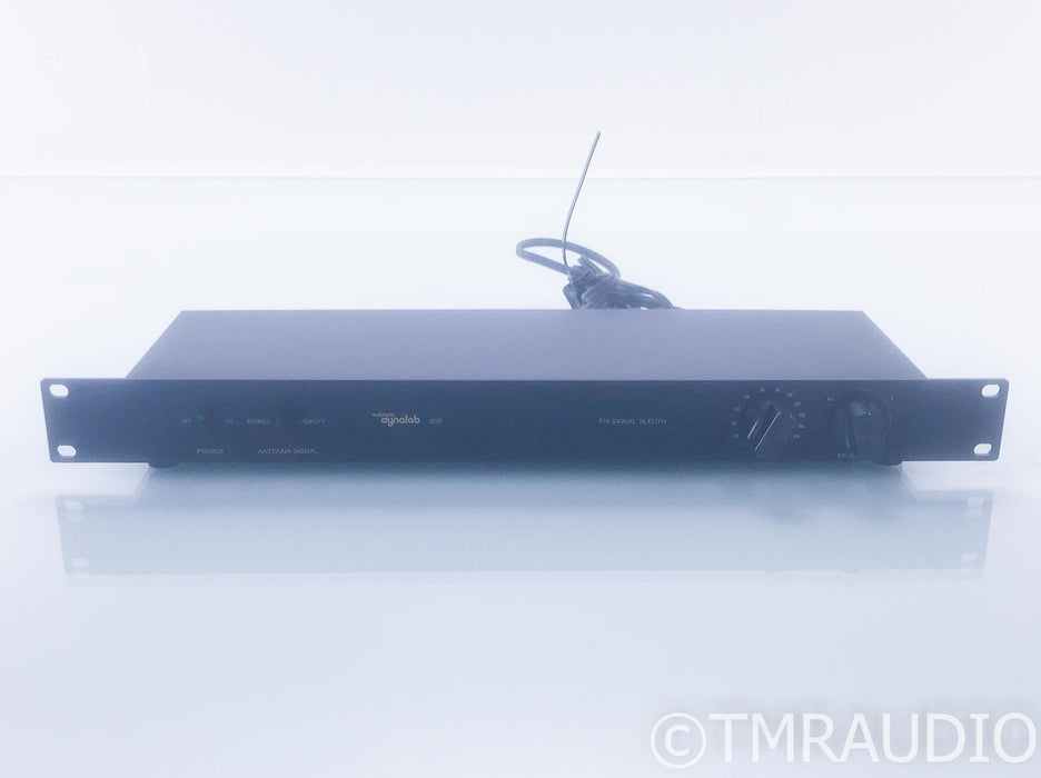 Magnum Dynalab Model 205 Signal Sleuth FM Antenna Amplifier