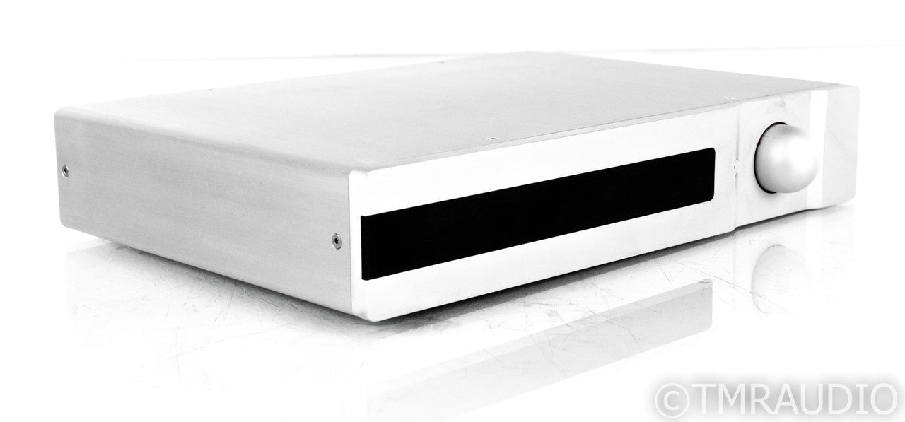Auralic Vega DAC; D/A Converter; Remote