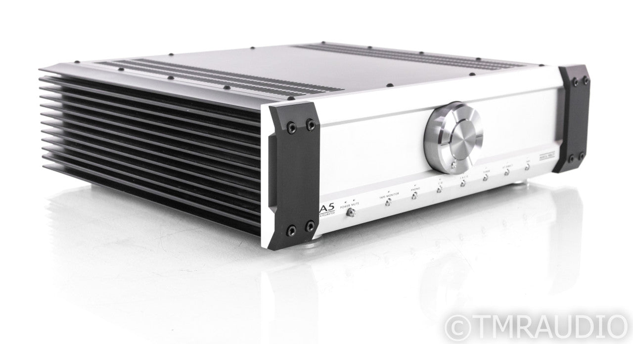 Musical Fidelity A5 Stereo Integrated Amplifier; A-5; Remote; MM Phono