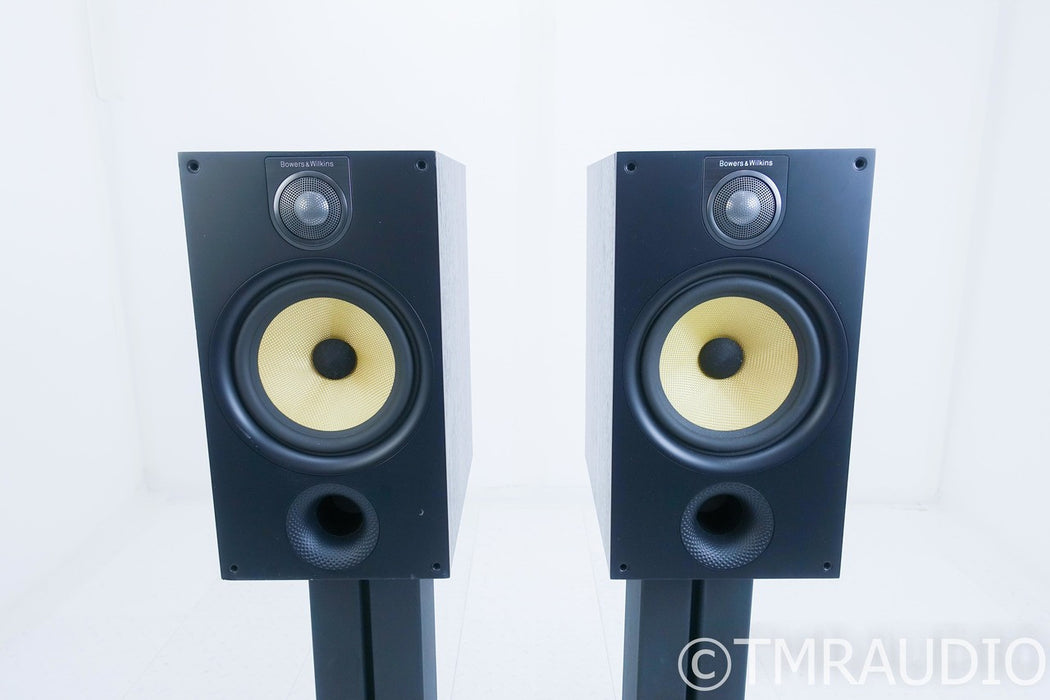 B&W 685 S2 Bookshelf Speakers