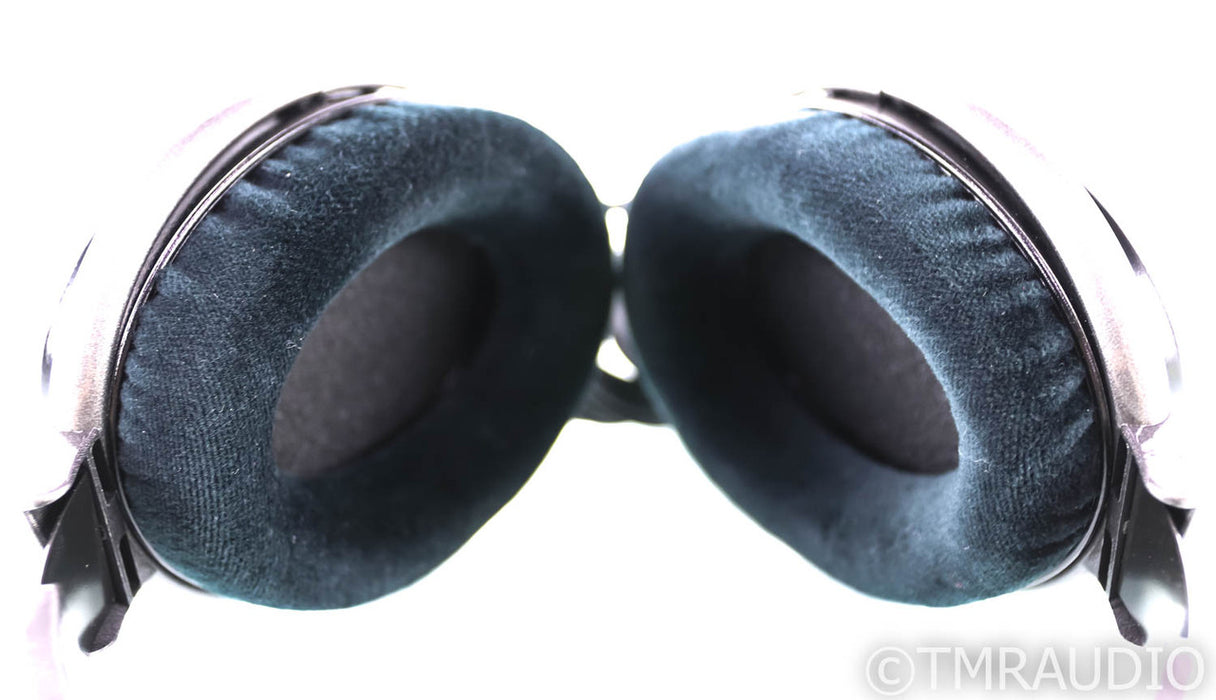 Sennheiser HD650 Open-Back Headphones; HD-650