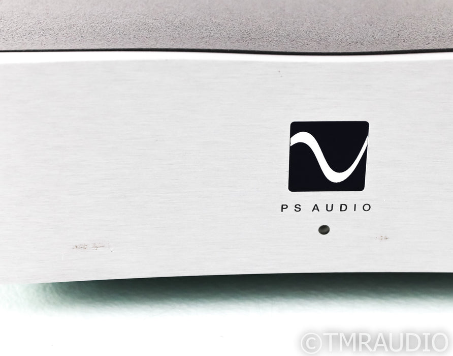PS Audio UPC-200 AC Power Line Conditioner; UPC200