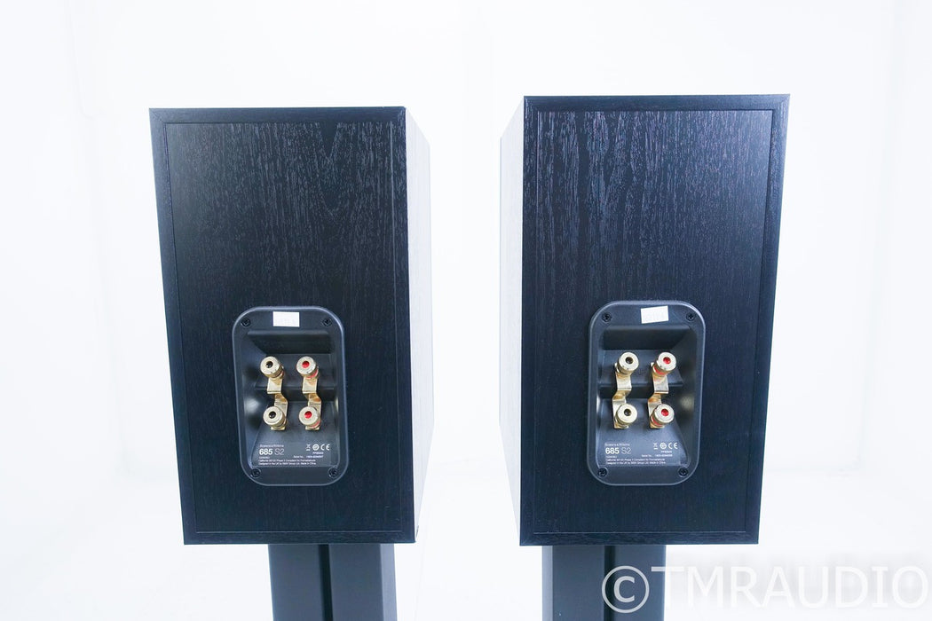 B&W 685 S2 Bookshelf Speakers