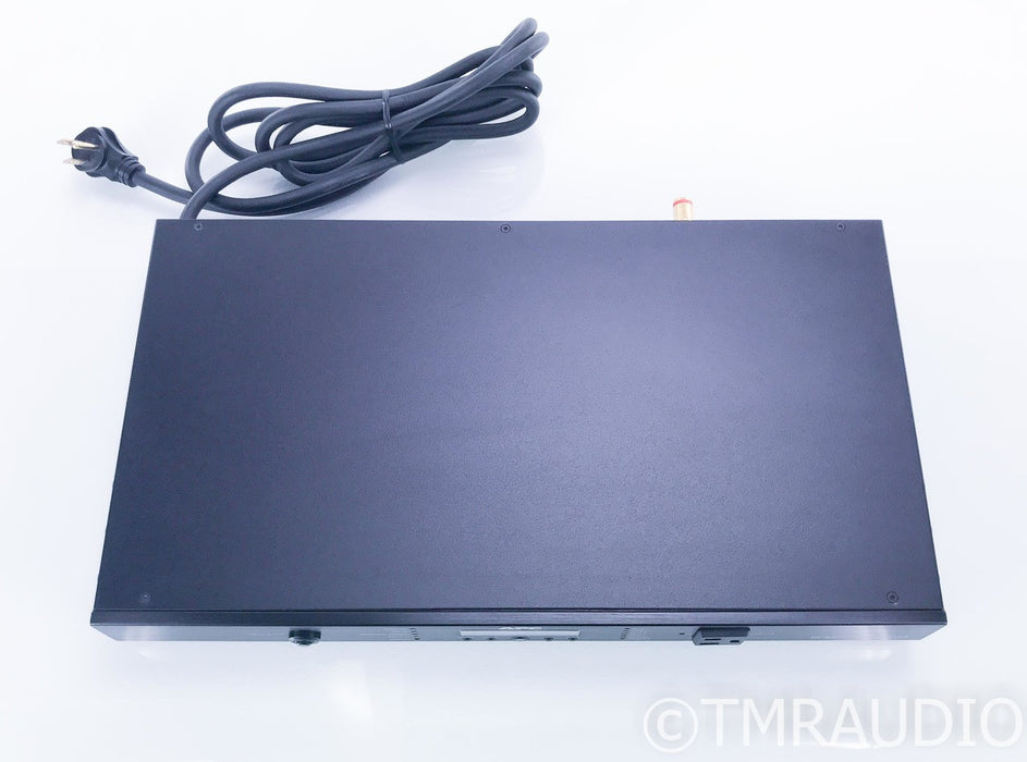 APC G5 Power Conditioner; Rack-Mount; 9-Outlet