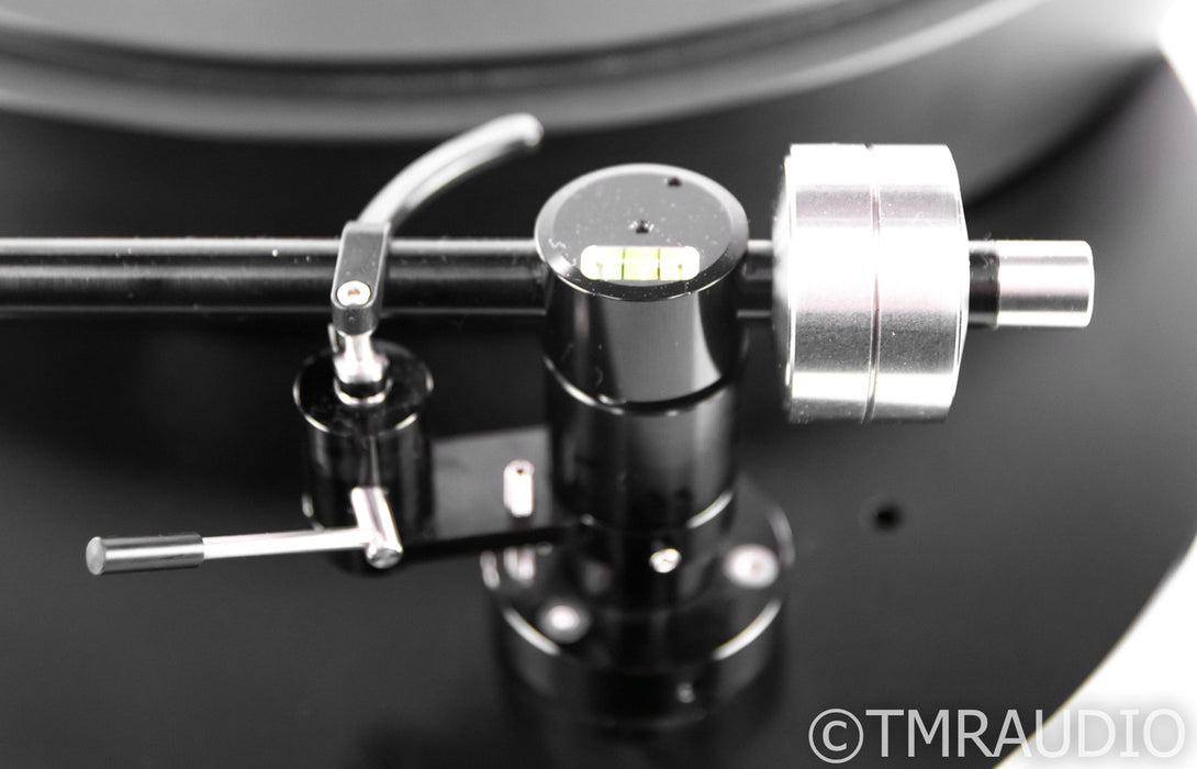 AMG Giro Belt Drive Turntable (No Cartridge)