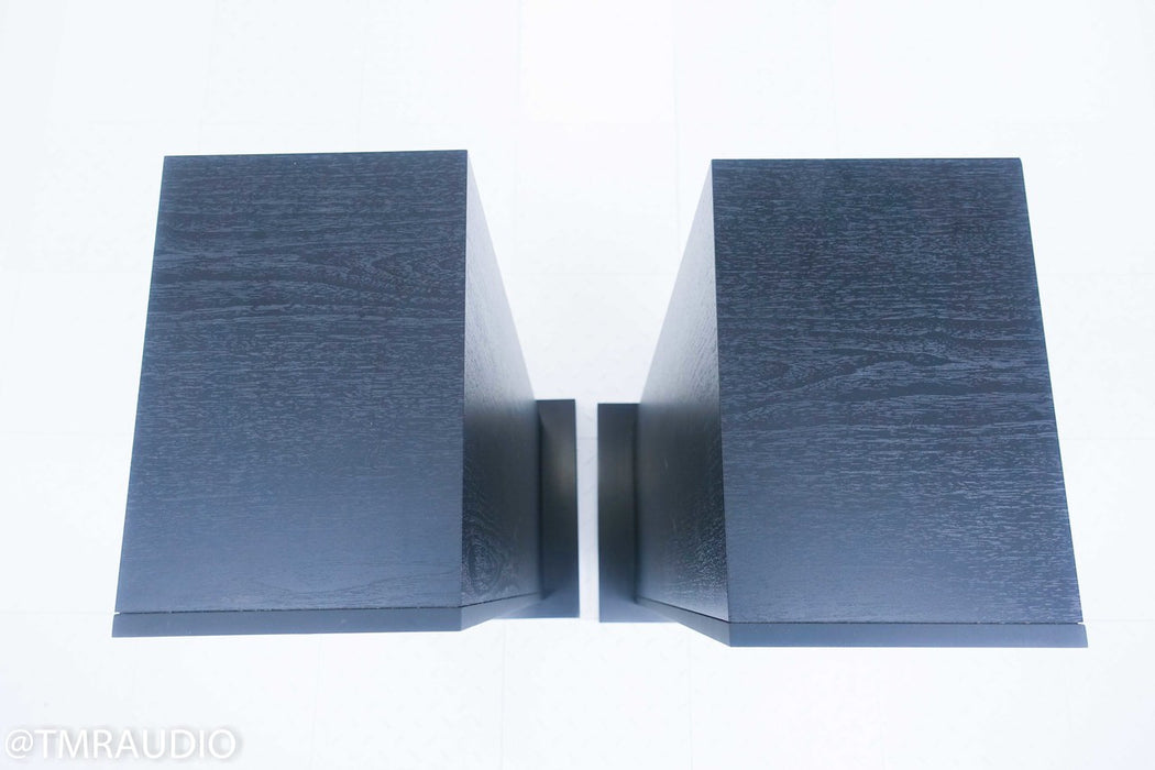B&W 684 Floorstanding Speakers