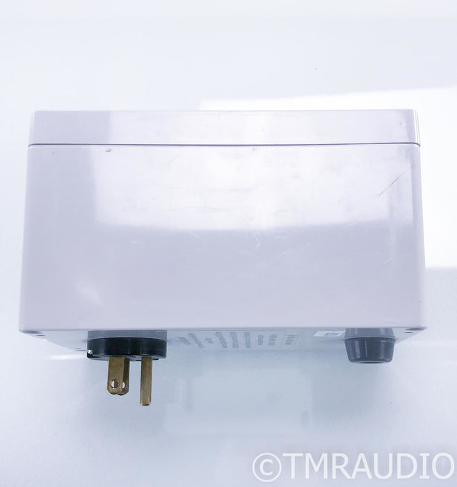 Audience adeptResponse aR2p Power Conditioner; 2-Outlet