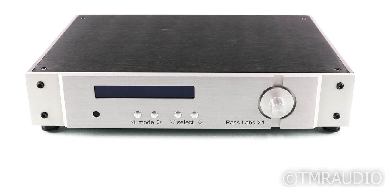 Pass Labs X1 Stereo Preamplifier; X-1; Silver; Remote (Small Power Supply)