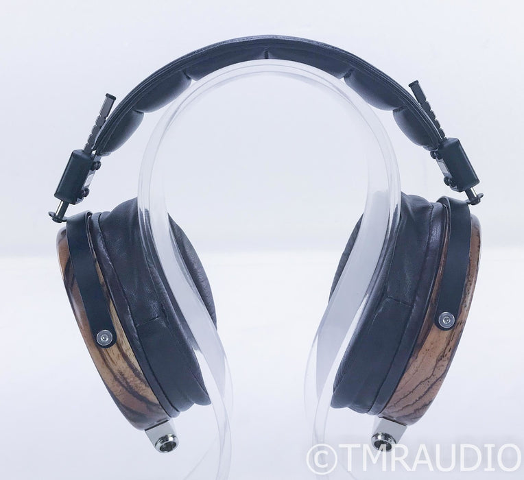 Audeze LCD-3 Planar Magnetic Headphones; LCD3; Less than 20 hours