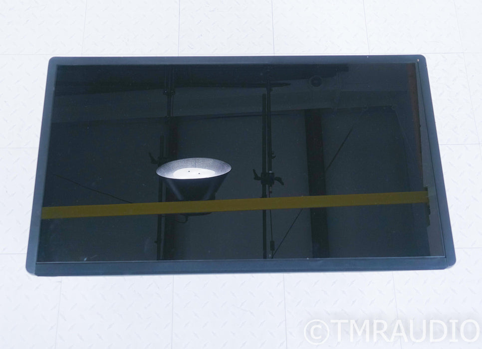 Meridian DSW2500 Dual 10" Powered Subwoofer; DSW-2500 (No Feet)