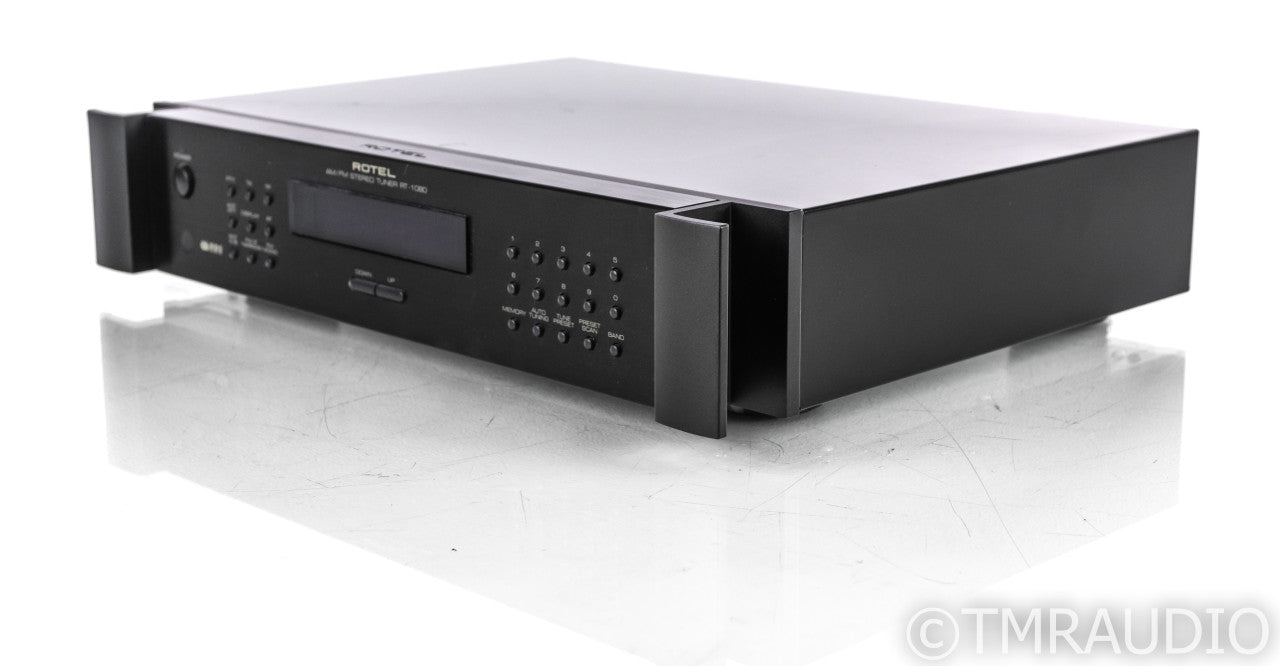 Rotel RT-1080 Digital AM / FM Tuner; RT1080; Remote
