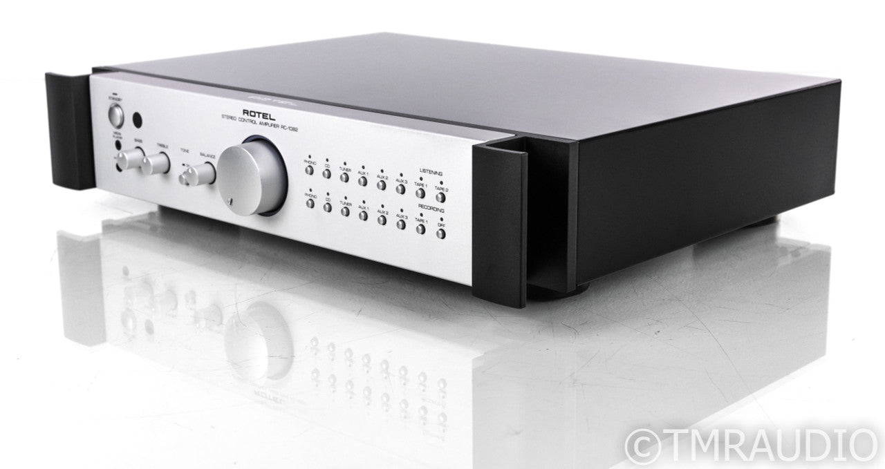 Rotel RC-1082 Stereo Preamplifier; RC1082; Remote