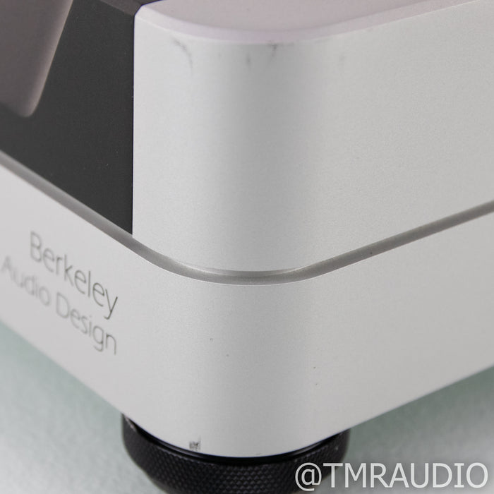 Berkeley Audio Design Alpha Reference Series 1 DAC; D/A Converter; Remote
