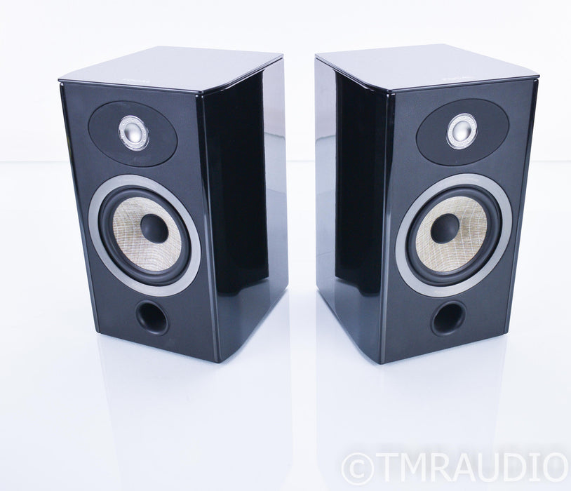 Focal Aria 905 Bookshelf Speakers; Piano Black Pair