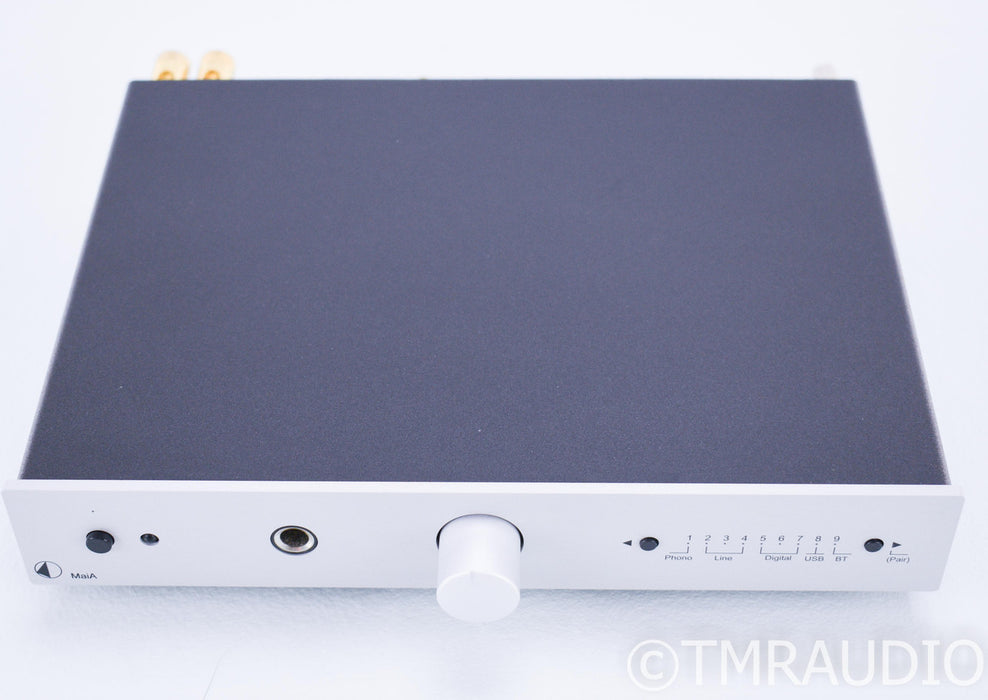 Pro-Ject MaiA Stereo Integrated Amplifier; D/A Converter; MM Phono; Bluetooth
