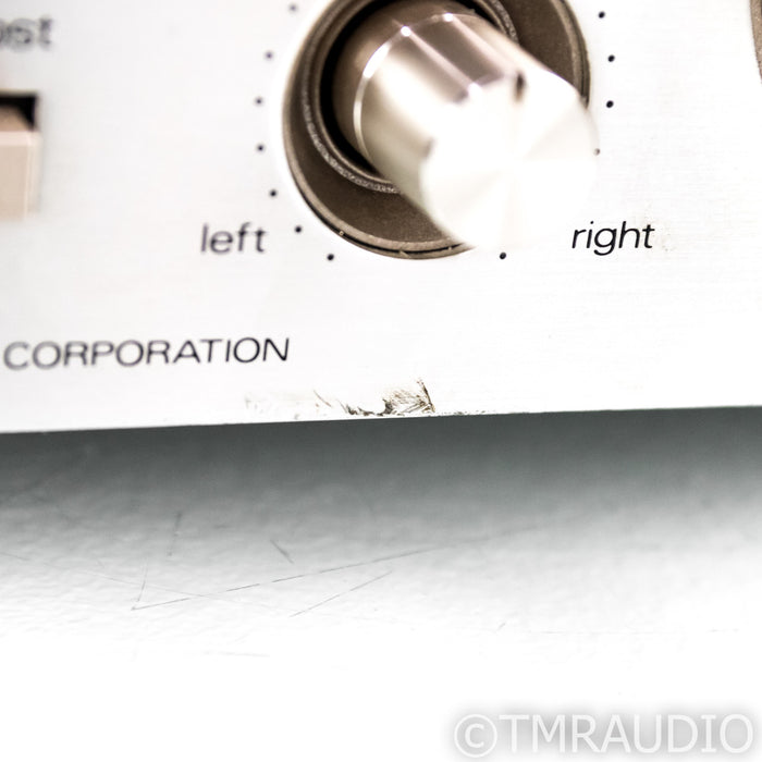 Luxman C-02 Vintage Stereo Preamplifier; C02; MM / MC Phono