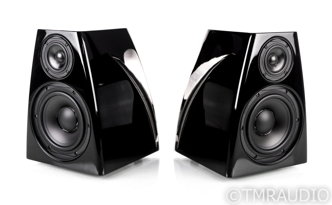 Meridian DSP3200 Powered Digital Bookshelf Speakers; Gloss Black Pair
