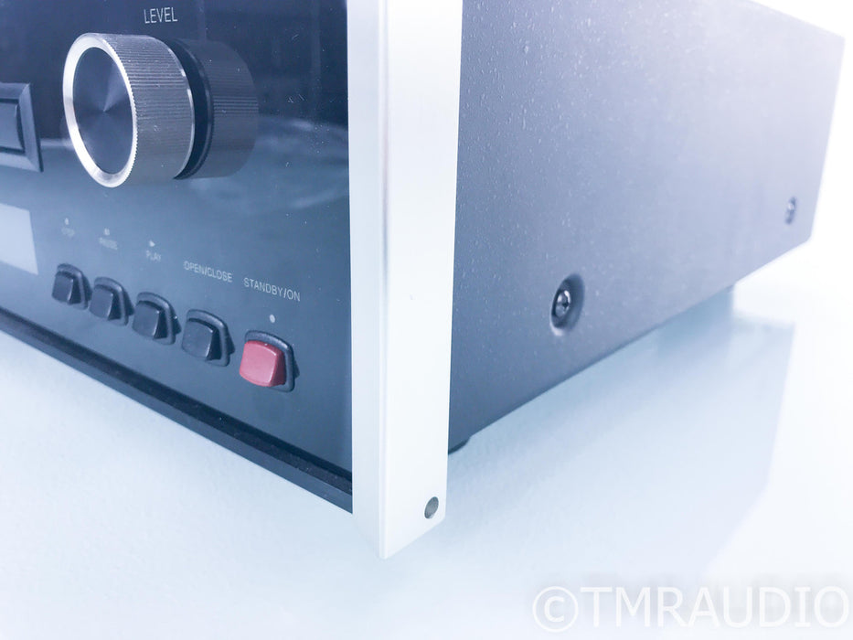 McIntosh MCD201 CD / SACD Player; MCD-201 (No Remote)