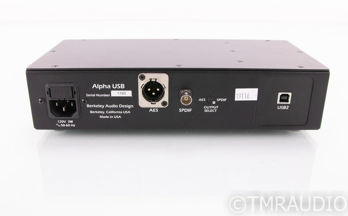 Berkeley Alpha USB Reclocker; D/D Converter; S/PDIF; AES/EBU