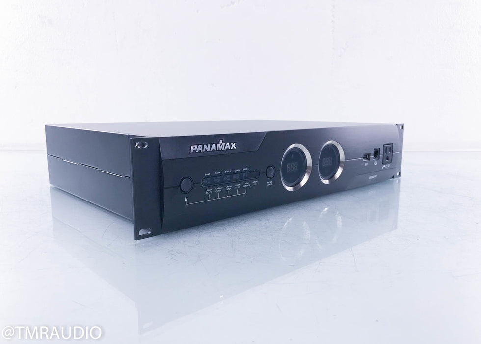 Panamax M5300-PM Power Conditioner