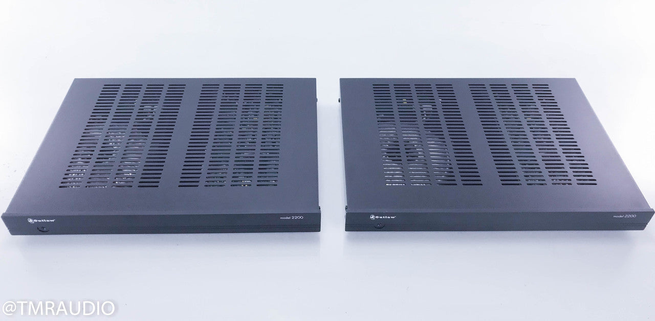 Outlaw Model 2200 Mono Power Amplifier