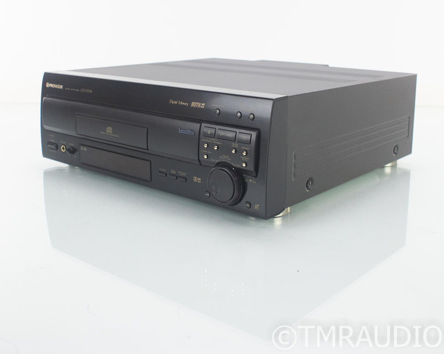 Pioneer CLD-D704 Laser Disc / DVD / CD Player; CLDD704