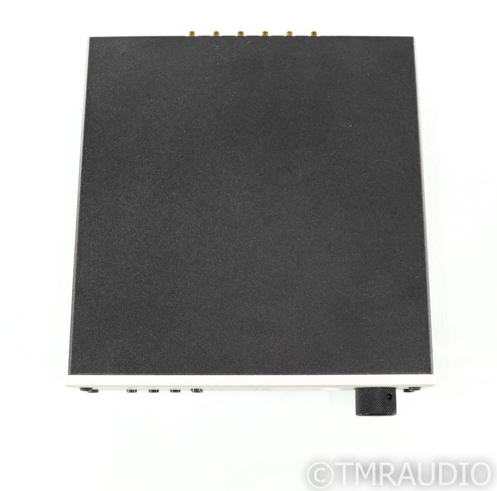 Benchmark DAC3 HGC DAC / Headphone Amplifier; DAC-3; Silver; Remote
