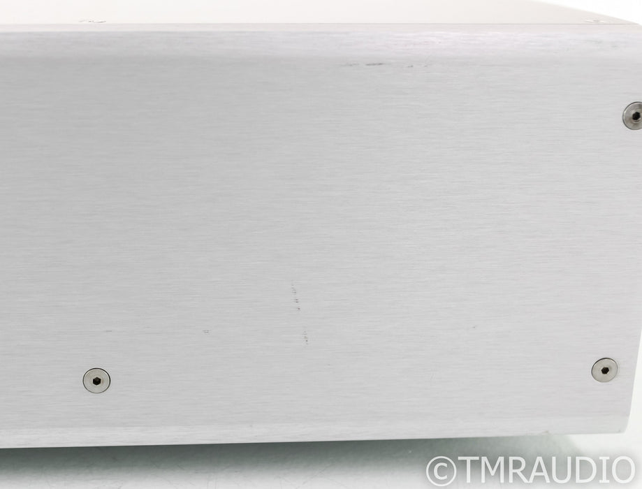 Ayre C-5xe SACD / CD / DVD-A Player; C5xe; Silver; Remote