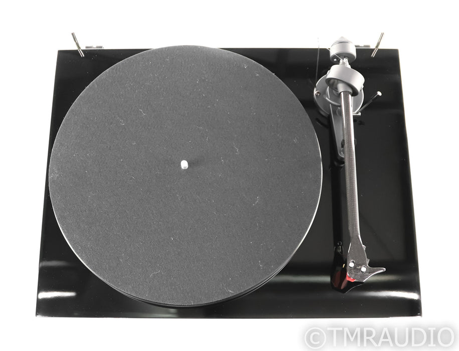 Pro-Ject Debut Carbon DC Belt Drive Turntable; Black; Ortofon 2M Red Cartridge