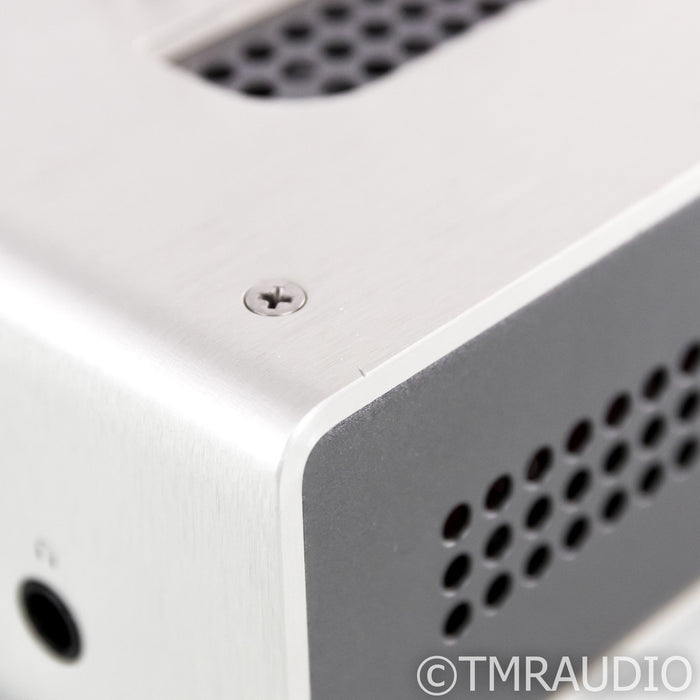 Schiit Lyr Tube Hybrid Headphone Amplifier / Preamplifier