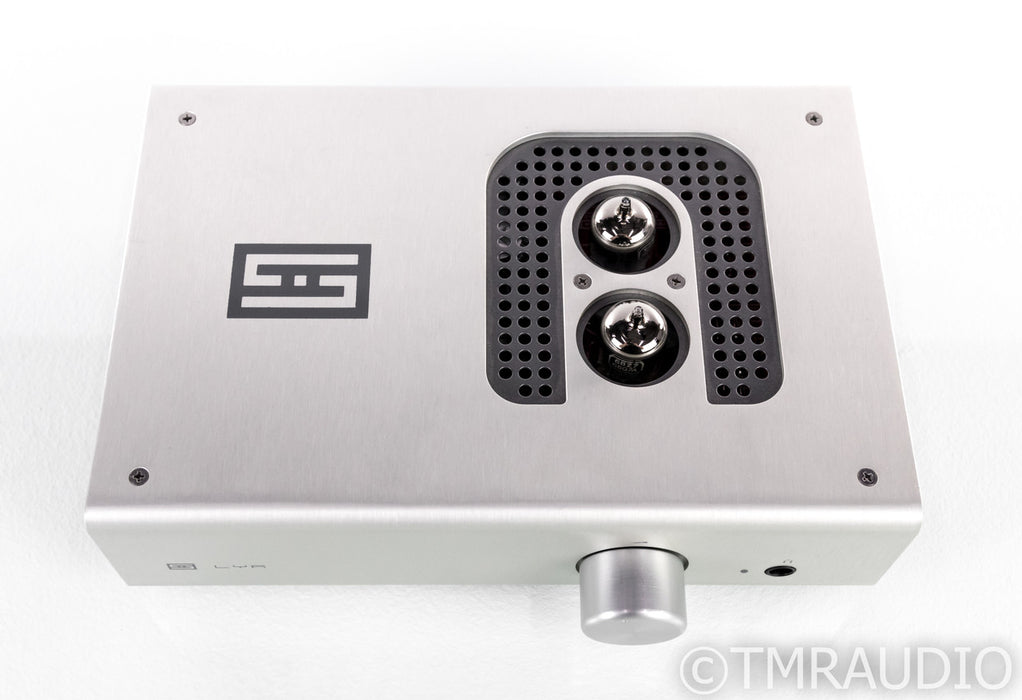 Schiit Lyr Tube Hybrid Headphone Amplifier / Preamplifier