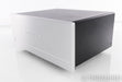 Shunyata Hydra 8 V2 Power Conditioner; 6ft Black Mamba HC Helix CX Power Cable