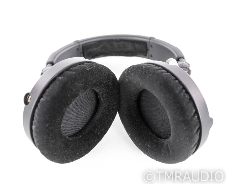 Ultrasone Pro 900 Closed Back Dynamic Headphones