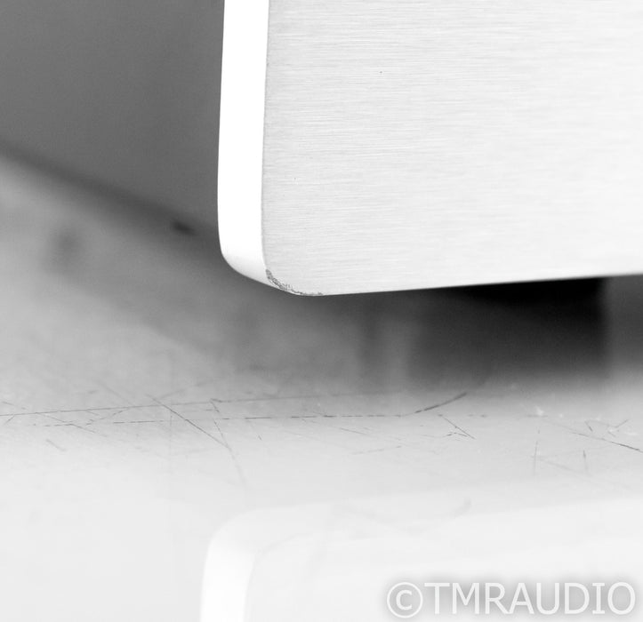 Plinius 8200 Stereo Integrated Amplifier; MM/MC Phono