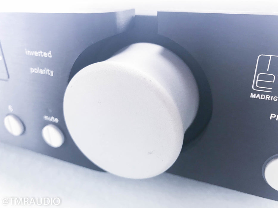Mark Levinson No. 38 Stereo Preamplifier
