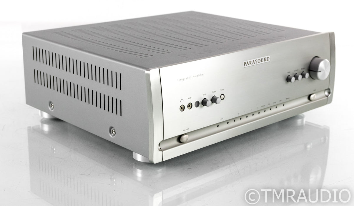 Parasound Halo Integrated 2.1 Channel Integrated Amplifier; Remote; MM/MC Phono
