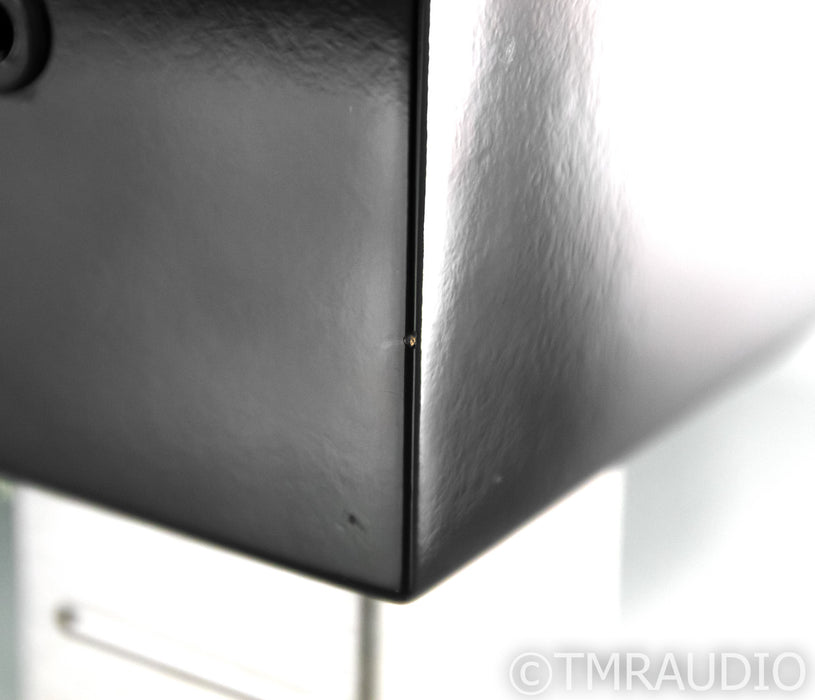 REL R-305 10" Powered Subwoofer; Piano Black; R305