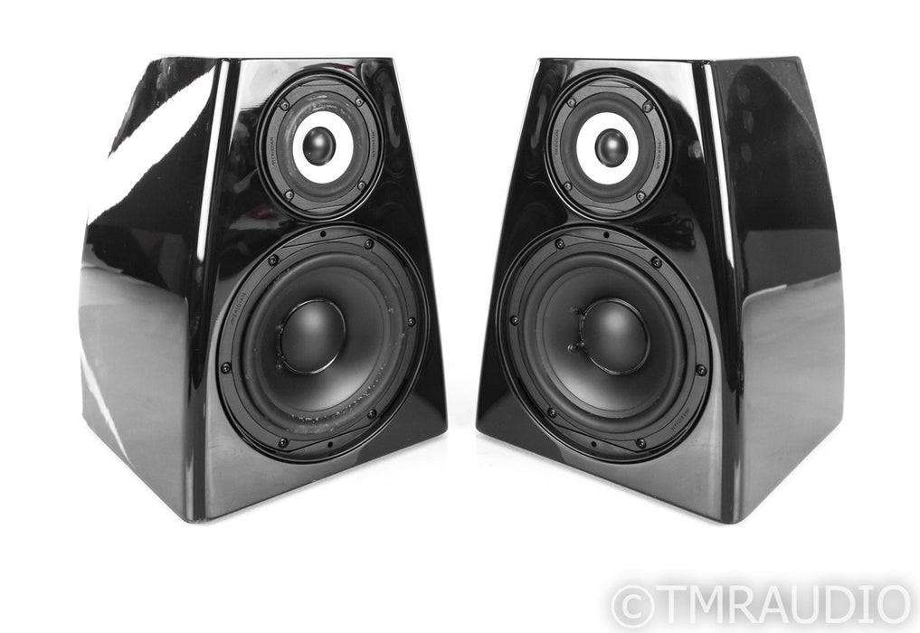 Meridian DSP3200 Digital Powered Bookshelf Speakers