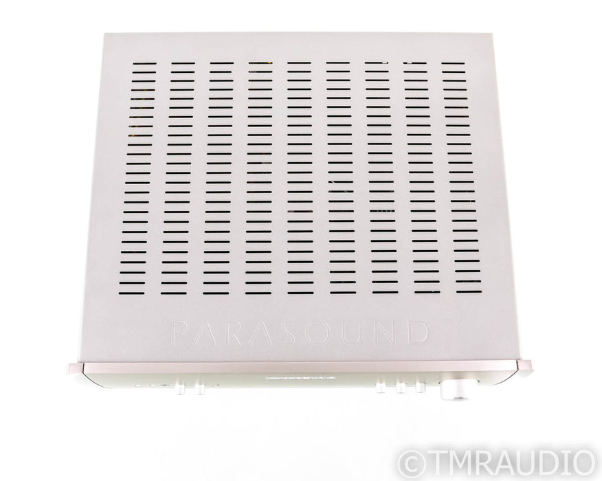 Parasound Halo 2.1 Channel Stereo Integrated Amplifier; MM / MC Phono; Silver; Remote